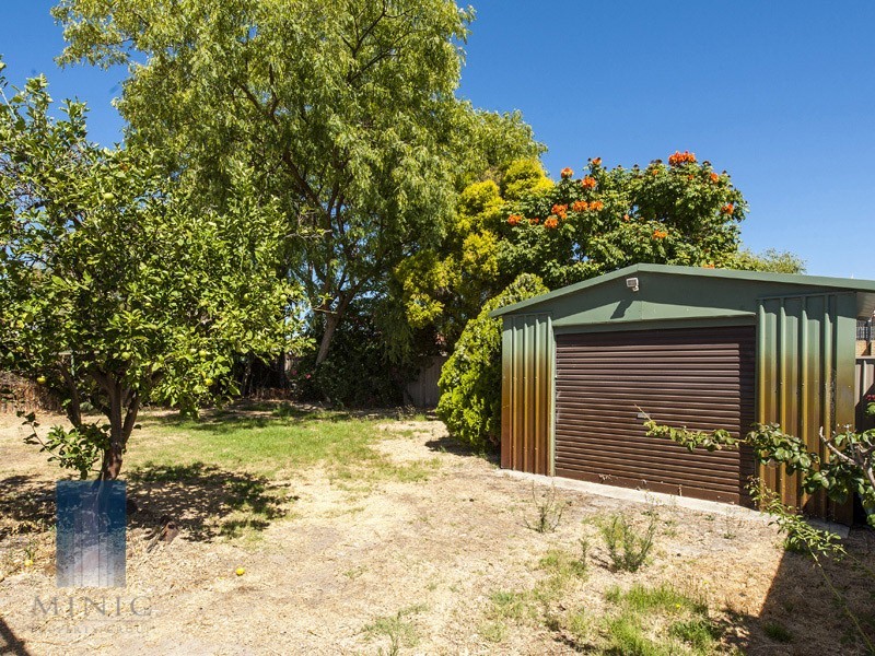 10 Blenny Close, Cannington WA 6107