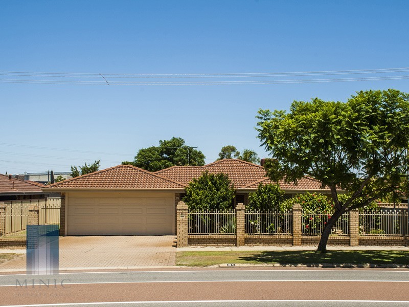 81 Collins Road, Willetton WA 6155