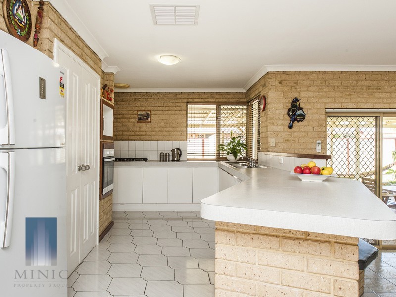 81 Collins Road, Willetton WA 6155