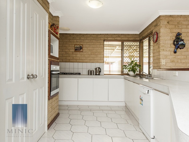 81 Collins Road, Willetton WA 6155