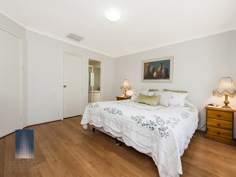 81 Collins Road, Willetton WA 6155