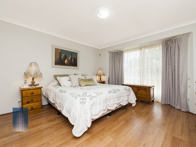 81 Collins Road, Willetton WA 6155