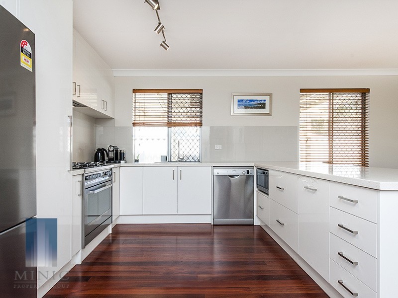 60B Cloister Avenue, Manning WA 6152