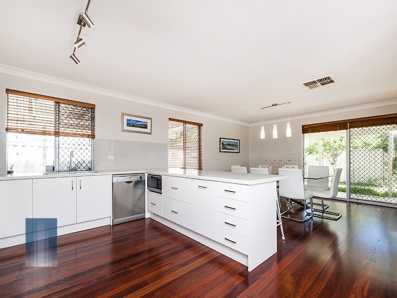 60B Cloister Avenue, Manning WA 6152