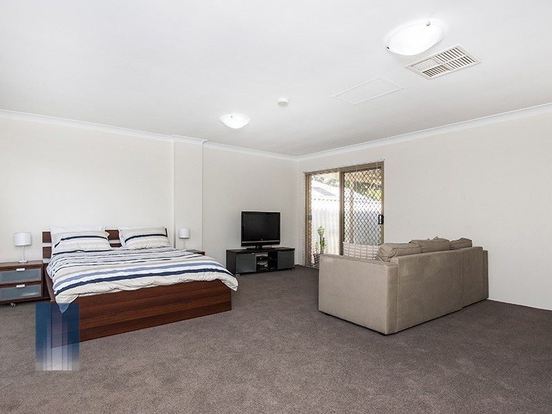 60B Cloister Avenue, Manning WA 6152