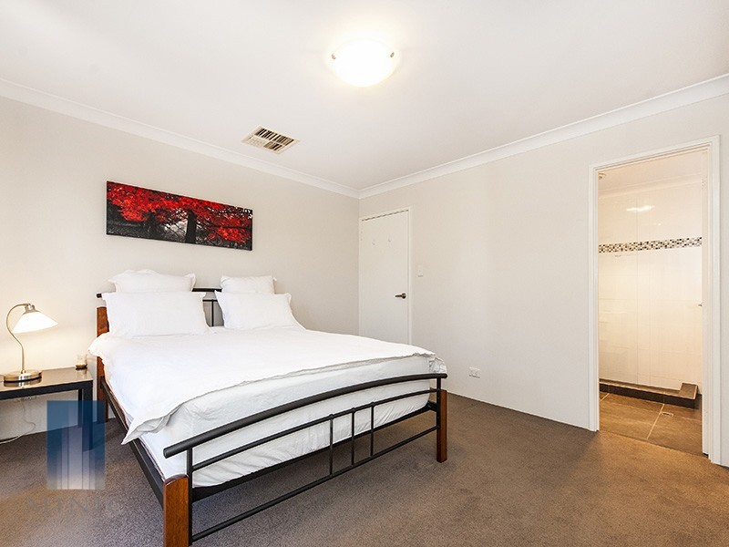 60B Cloister Avenue, Manning WA 6152