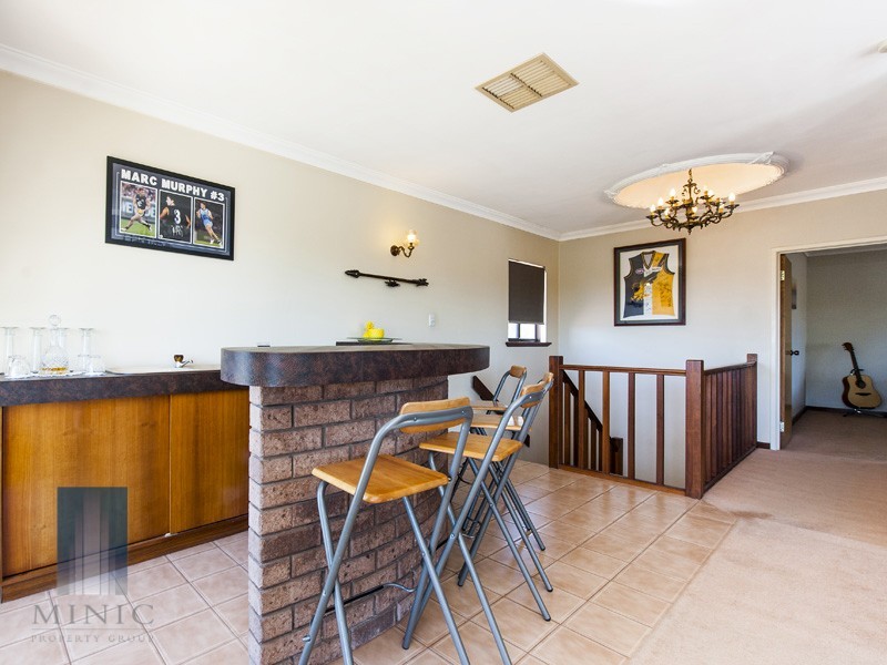 2 Nicol Road, Parkwood WA 6147