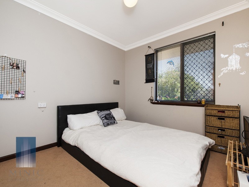 2 Nicol Road, Parkwood WA 6147