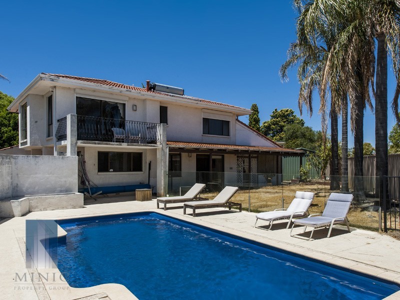 2 Nicol Road, Parkwood WA 6147