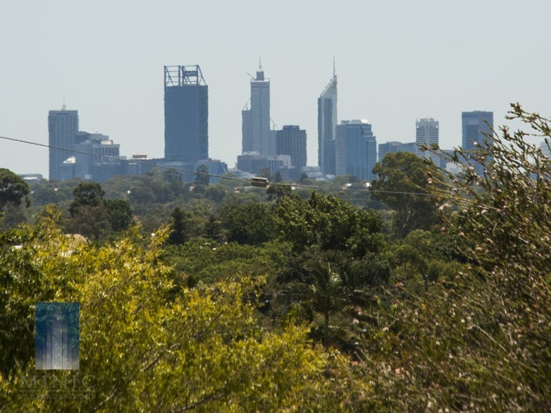 2 Nicol Road, Parkwood WA 6147