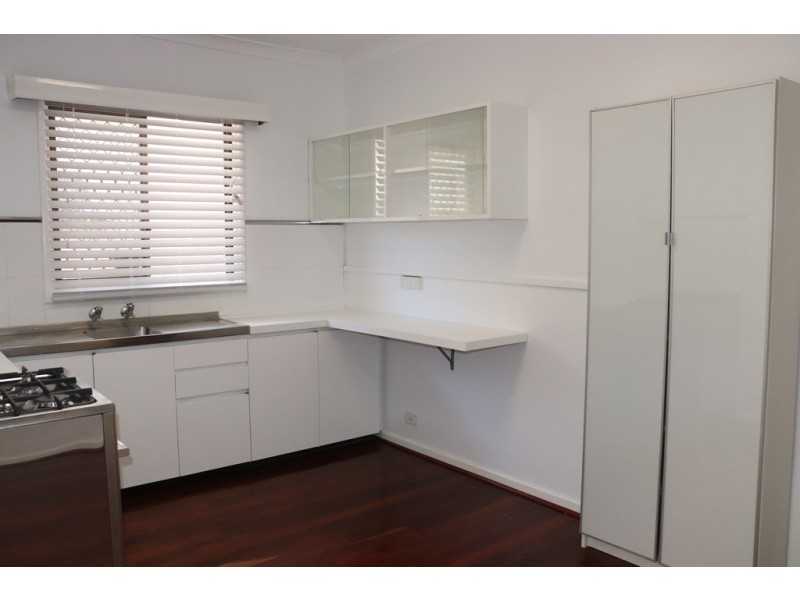 81 Armstrong Road, Wilson WA 6107