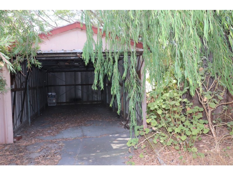81 Armstrong Road, Wilson WA 6107
