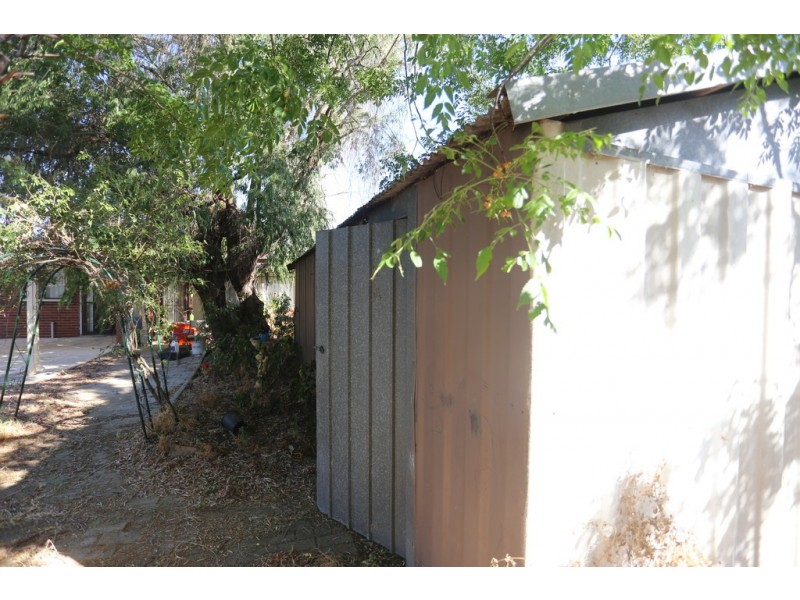 81 Armstrong Road, Wilson WA 6107