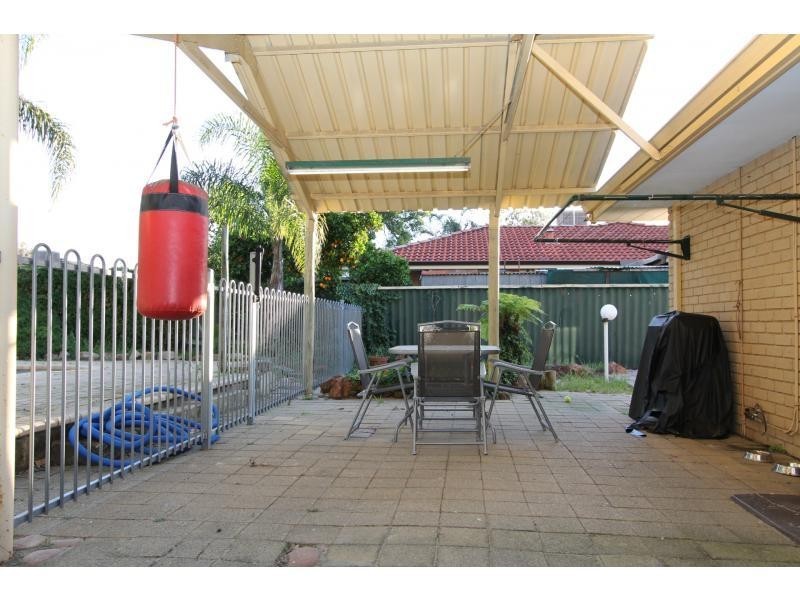 20 Arbour Place, Kelmscott WA 6111