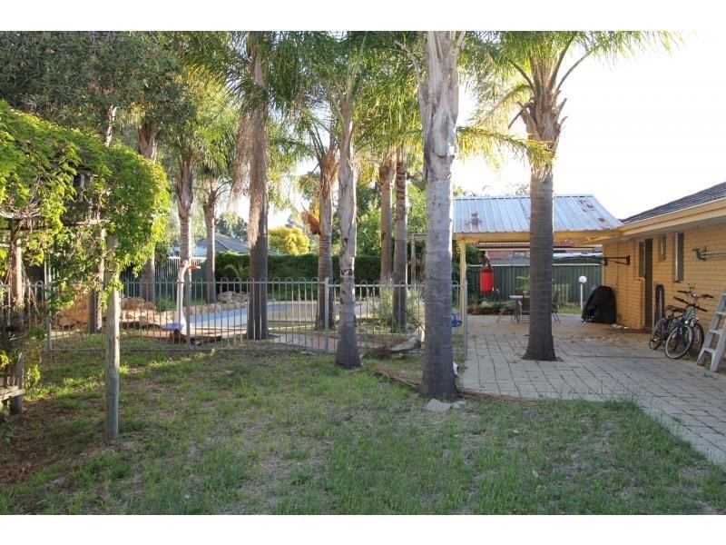 20 Arbour Place, Kelmscott WA 6111