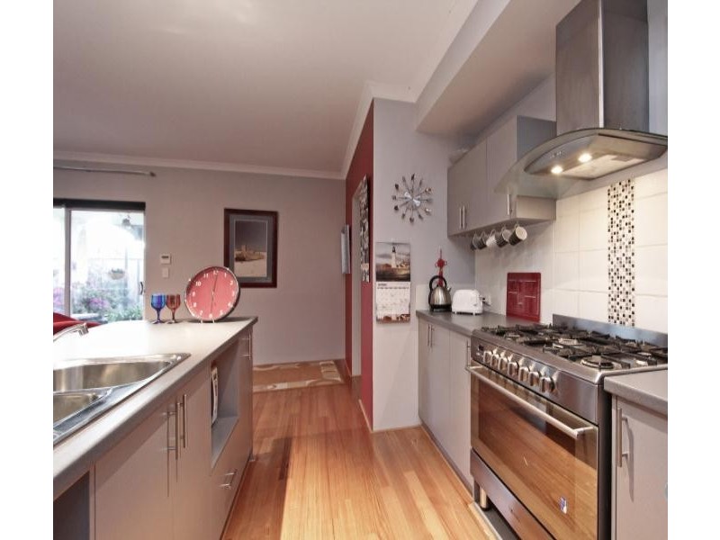 154 Gateway Boulevard, Canning Vale WA 6155