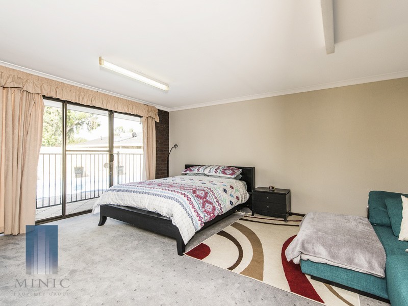 18 Hyland Way, Wilson WA 6107