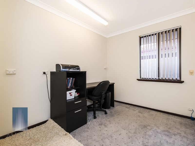 18 Hyland Way, Wilson WA 6107