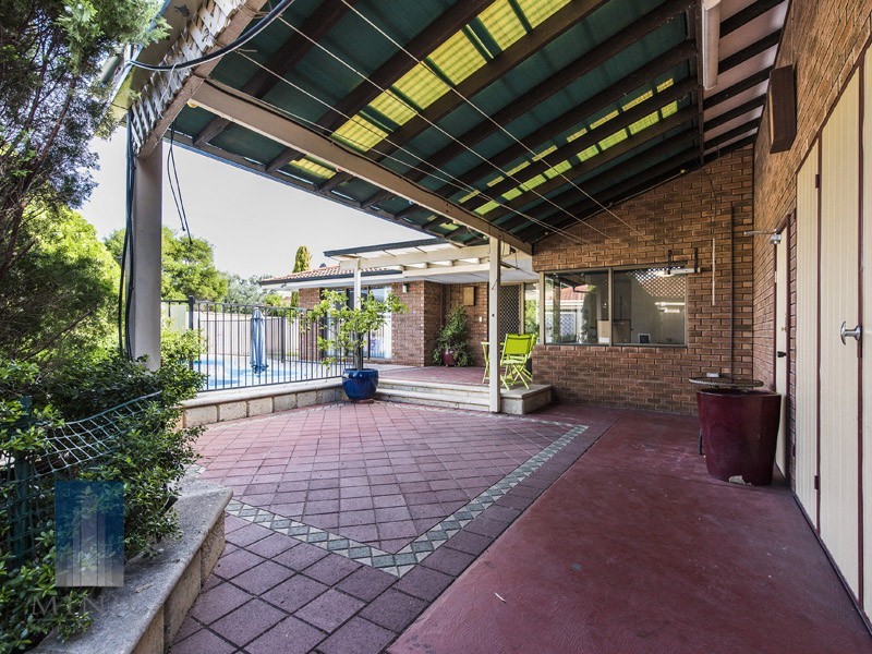 18 Hyland Way, Wilson WA 6107