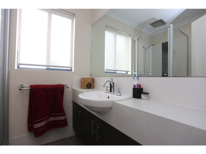 5/159 Canna Drive, Canning Vale WA 6155