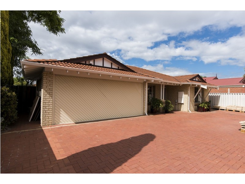 2/49 Henning Crescent, Manning WA 6152