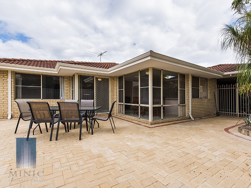 2/49 Henning Crescent, Manning WA 6152