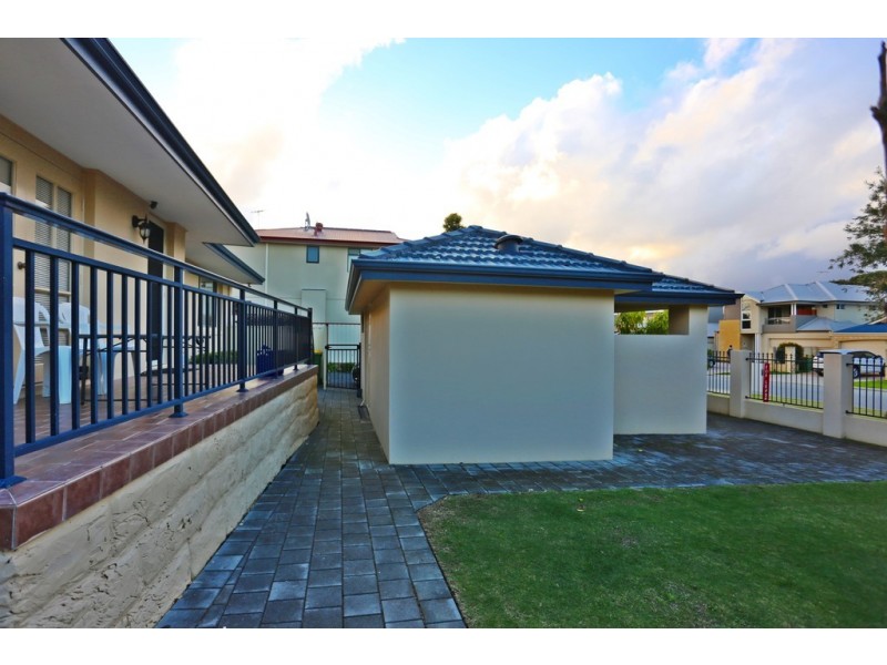 1/17 Daring Place, Wilson WA 6107