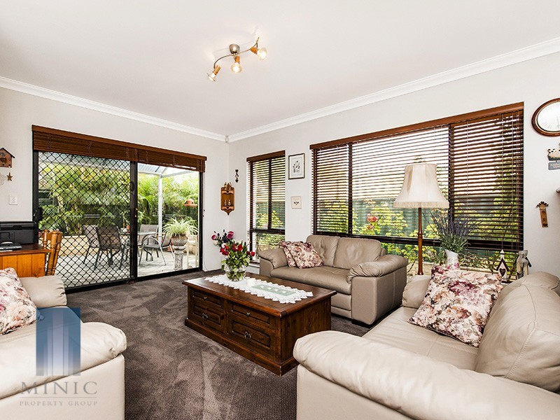 84 Cloister Avenue, Manning WA 6152