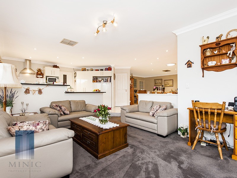 84 Cloister Avenue, Manning WA 6152