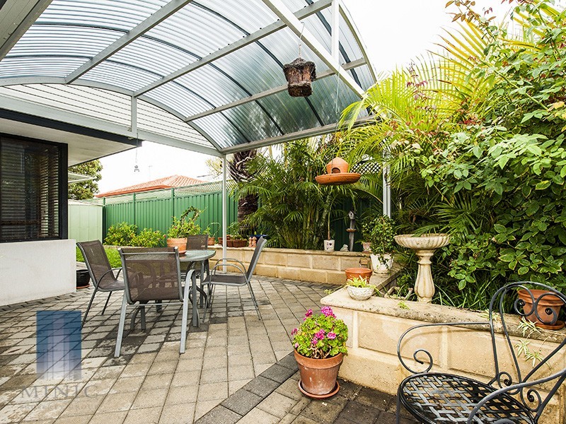 84 Cloister Avenue, Manning WA 6152