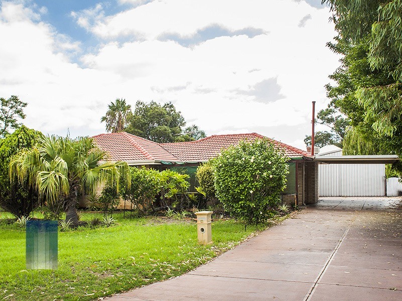 13 Langham Gardens, Wilson WA 6107