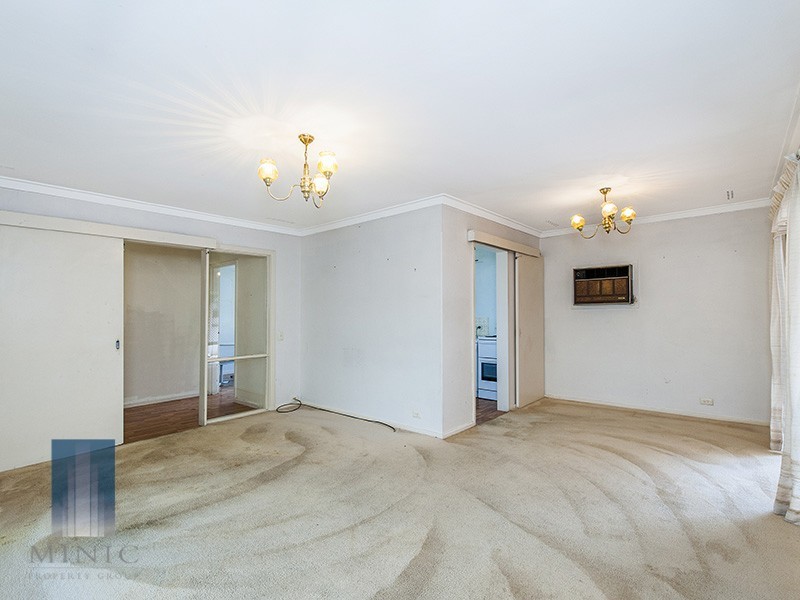 13 Langham Gardens, Wilson WA 6107