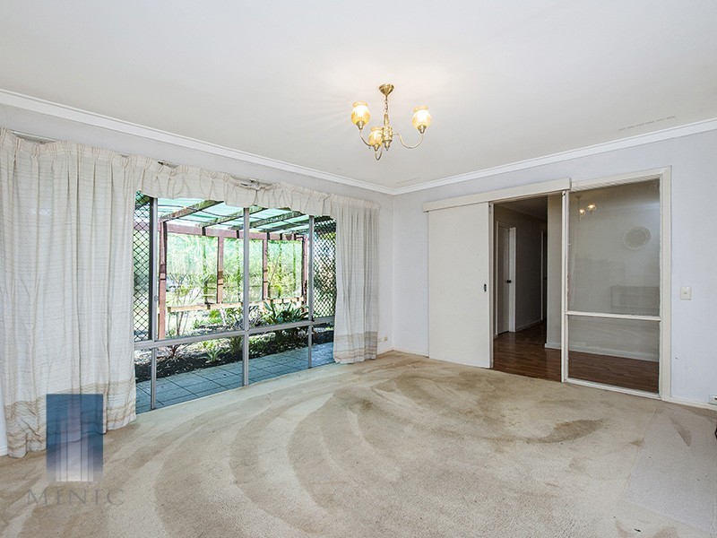 13 Langham Gardens, Wilson WA 6107