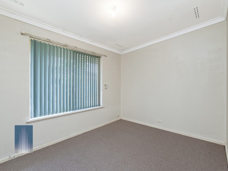 13 Langham Gardens, Wilson WA 6107