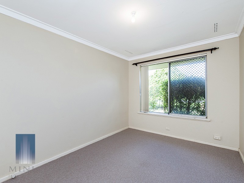 13 Langham Gardens, Wilson WA 6107