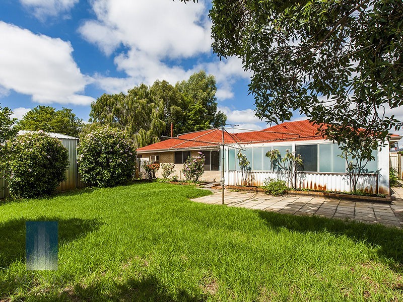 13 Langham Gardens, Wilson WA 6107