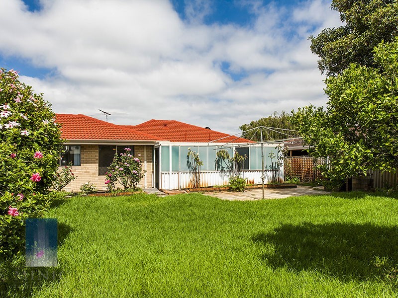 13 Langham Gardens, Wilson WA 6107