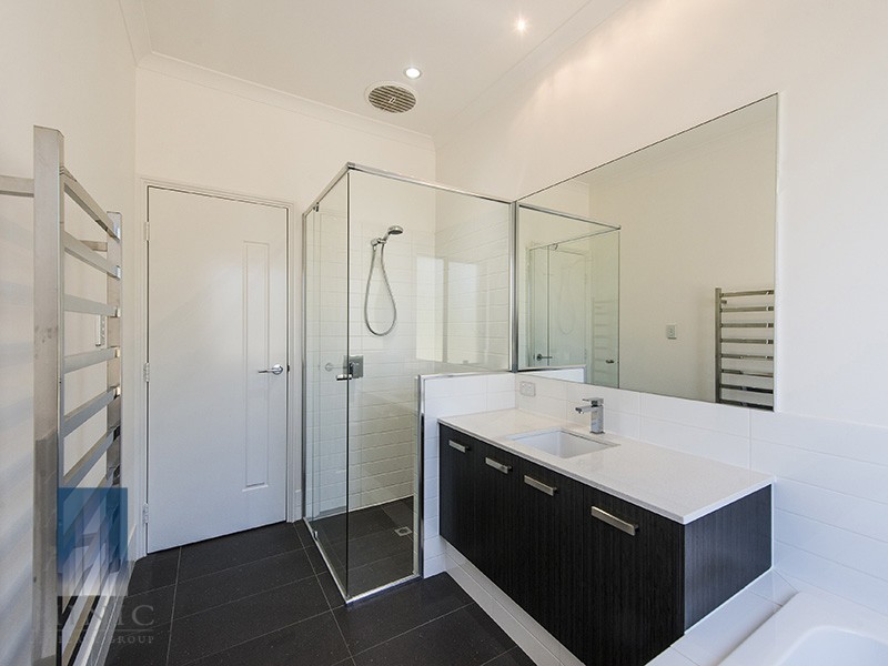 7 Benbecula Circle, Bedfordale WA 6112