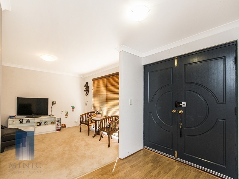 5 Jenkins Lane, Langford WA 6147