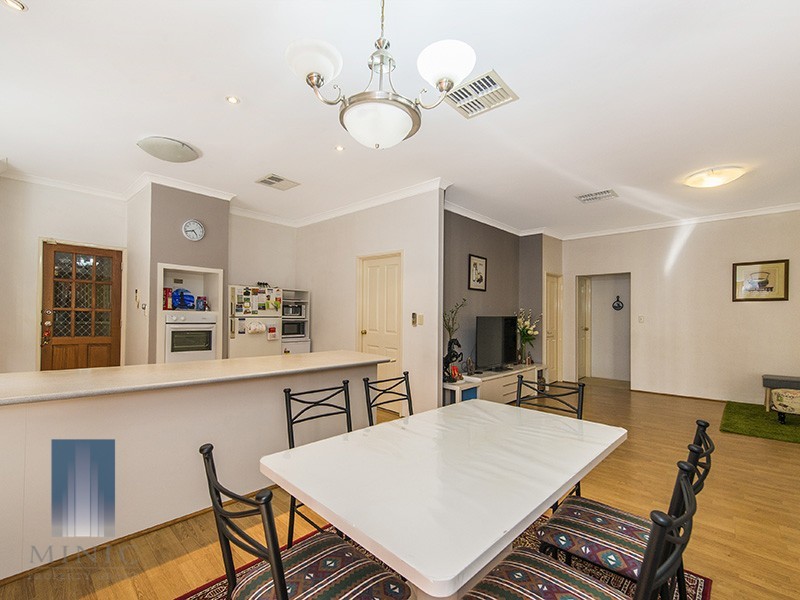 5 Jenkins Lane, Langford WA 6147