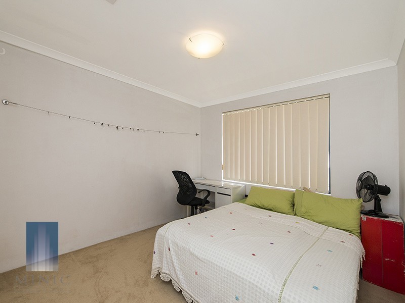 5 Jenkins Lane, Langford WA 6147