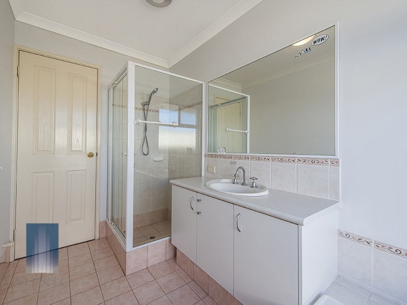 5 Jenkins Lane, Langford WA 6147