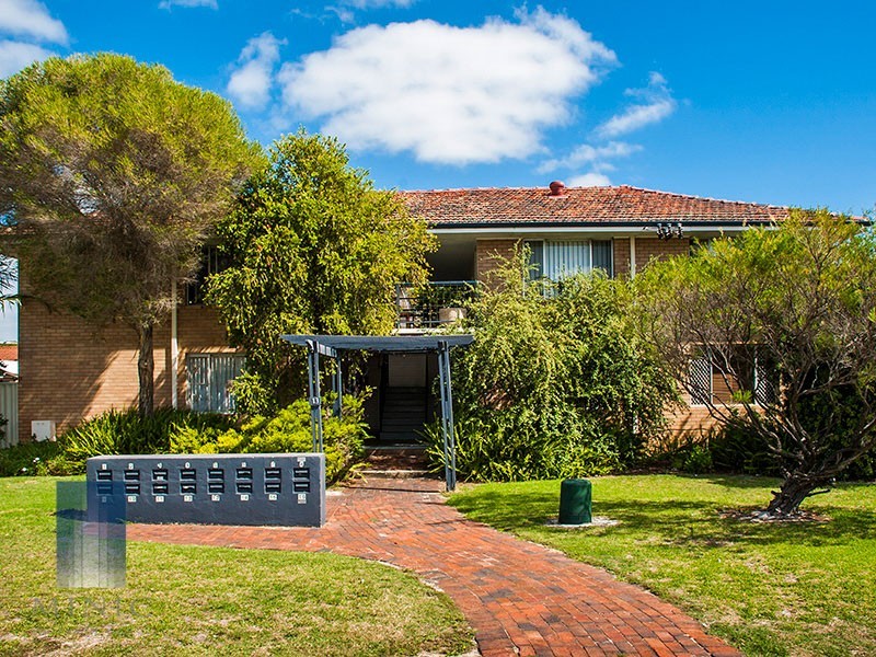 8/13 Grant Place, Bentley WA 6102