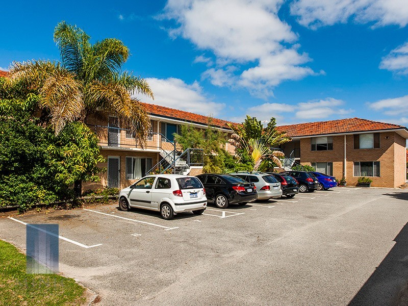 8/13 Grant Place, Bentley WA 6102