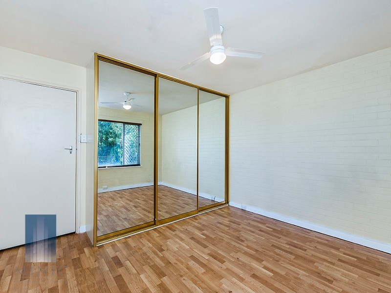 8/13 Grant Place, Bentley WA 6102