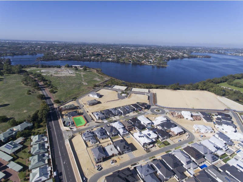 1 Tringa Circle, Waterford WA 6152