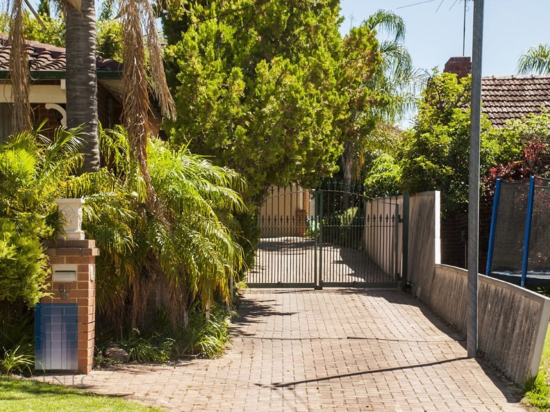 88B Hobbs Avenue, Como WA 6152