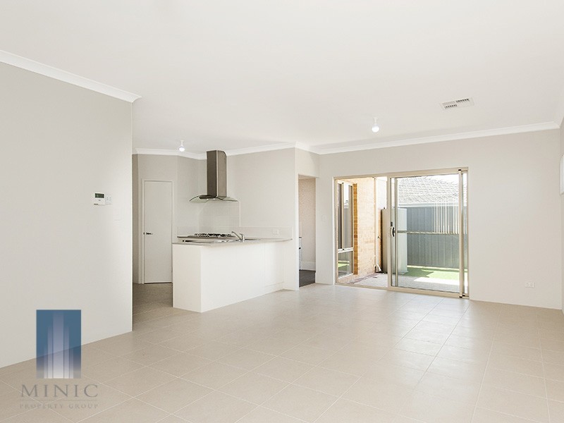 11A Stonehouse Crescent, Bentley WA 6102