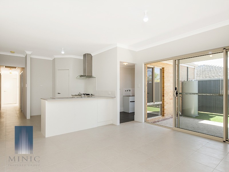 11A Stonehouse Crescent, Bentley WA 6102