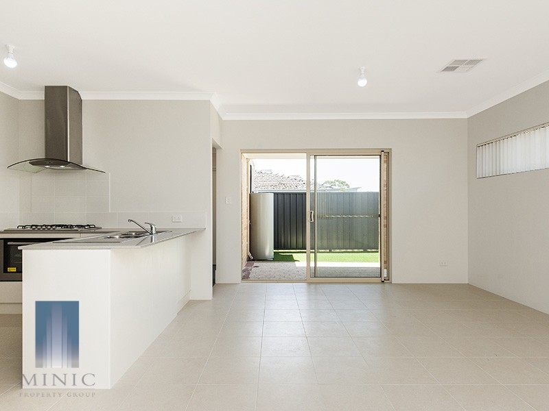 11A Stonehouse Crescent, Bentley WA 6102